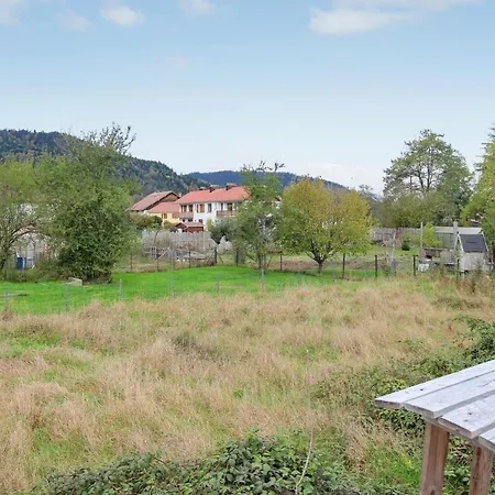 With 2 Bedrooms In Apartman